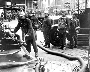 LCC-LFB Daylight Rubber Co fire, Farringdon Road LCC-LFB Daylight Rubber Co fire, Farringdon Road