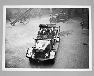 Southwark Prints: LCC-LFB Dual purpose pump escape at Southwark HQ