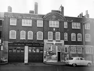 Images Dated 31st May 1960: LCC-LFB Eltham fire station, Eltham High Street, SE9
