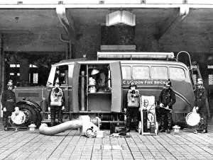 Lorries Prints: LCC-LFB emergency tender at Lambeth fire station