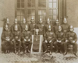LCC-LFB firemen, winners of a trophy, Olympia 1912