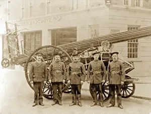 Motorised Prints: LCC-LFB Knightsbridge firemen competition winners