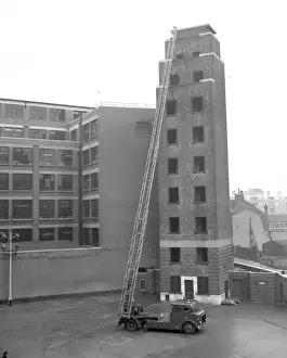 Turntable Prints: LCC-LFB Merryweather Magirus 100 foot turntable ladder
