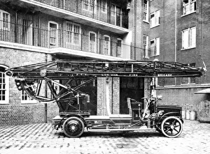 Turntable Prints: LCC-LFB Morris-Magirus solid tyre turntable ladder