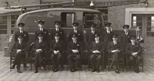 LCC-LFB officers group photo with vehicle