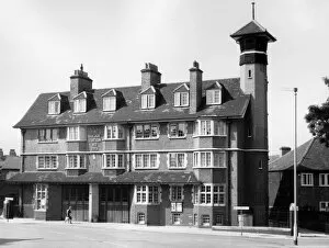 Images Dated 31st May 1960: LCC-LFB Perry Vale fire station, SE London