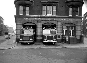 Engines Collection: LCC-LFB Shoreditch fire station, Hackney