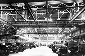 1957 Collection: LCC-LFB vehicle repair workshops, Lambeth HQ
