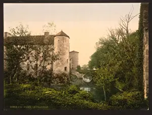 Vichy Prints: Le Chaussin, Vichy, France