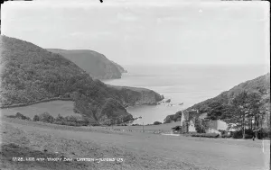 Woody Prints: Lee and Woody Bay, Lynton