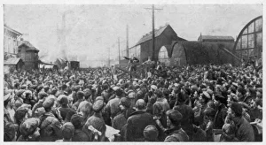 Support Gallery: Lenin and Workers