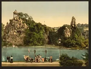 Les Buttes Chaumont, Paris, France