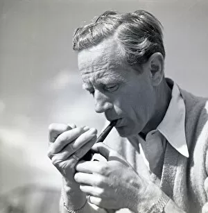 Cardigan Gallery: Leslie Howard as RJ Mitchell in The First of the Few