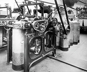 Levelling Prints: Levelling machine in a woollen mill in Bradford