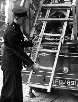 Leyland Metz fire engine with sliding ladder