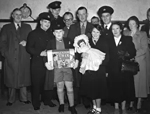Trix Prints: LFB presentation of Christmas gifts to orphans