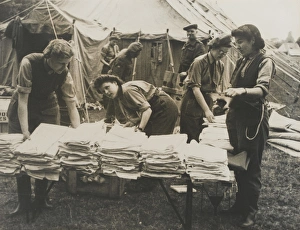 Expeditionary Gallery: Liberation of Europe First Women to land in France