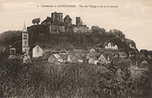 Lichtenberg Prints: Lichtenberg, France - View of the Village and Castle