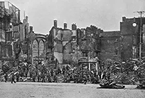Forts Prints: Liege under bombardment