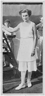 Lili de Alvarez and her divided skirt