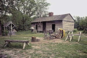 Charleston Gallery: Lincoln Log Cabin