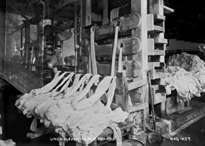 Linen Bleaching, Rub Boards