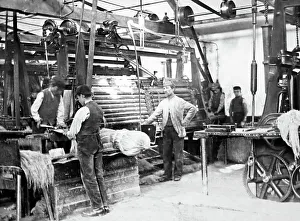 Linen manufacture, Hackling machine