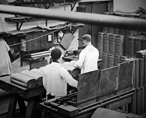 Linen manufacture, Making webs