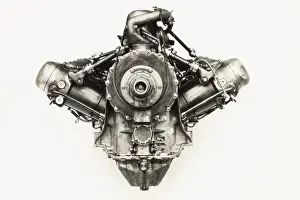 Lion XIA engine, with three rear fitted carburettors