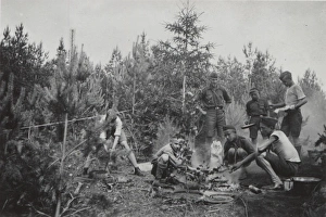 Chop Gallery: Lithuanian Scouts cooking