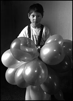 Images Dated 6th October 2015: Little girl with balloons