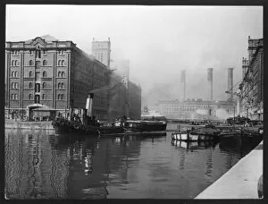 Harbours Collection: Liverpool Docks