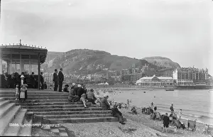 Llandudno Prints: Llandudno Beach Scene