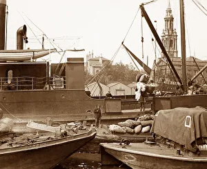 Packet Prints: Loading a steam packet with rags, London docks