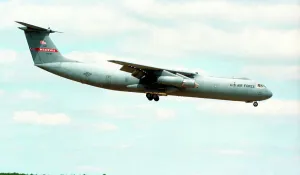 Starlifter Prints: Lockheed C-141B Starlifter 63-8080