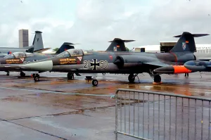 Jagdbombergeschwader Prints: Lockheed F-104G Starfighter 21+50