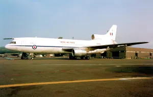 Tristar Prints: Lockheed L-1011 TriStar KC. 1 ZD953