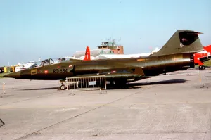 Flyvevabnet Prints: Lockheed TF-104G Starfighter RT-684