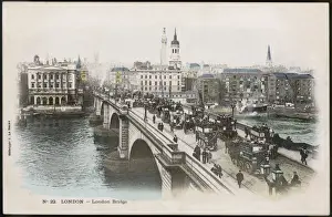 London Bridge / Look North