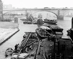 London Bridge River Thames Victorian period