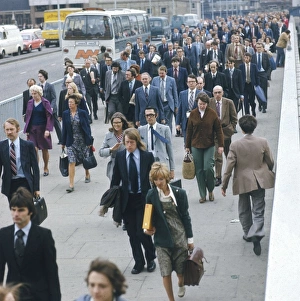 Images Dated 7th October 2011: London Commuters