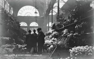 Amidst Prints: London in Covent Garden