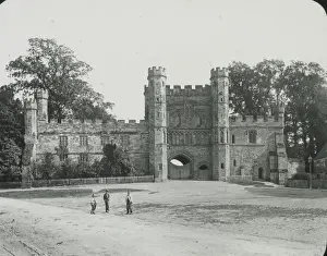 Gatehouse Prints: London, England - Battle Abbey Gatehouse