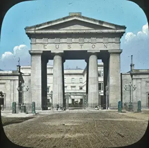 Archway Prints: London, England - Euston Station