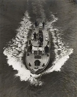 Blackfriars Prints: London Fire Brigade fireboat Massey Shaw underway