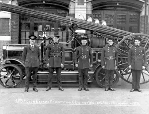 Stoke Prints: London Fire Brigade wheeled escape ladder and crew