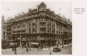 London, Haymarket Hotel - corner of Haymarket and Piccadilly