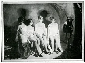 Images Dated 12th October 2018: London health club 1926