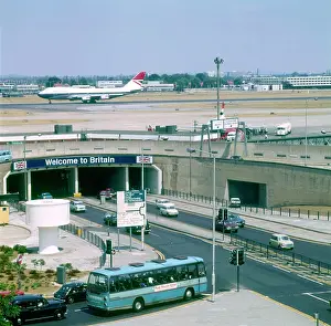London Heathrow Airport, Welcome to Britain. Date: circa 1960s