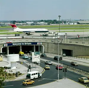 London Heathrow Airport, Welcome to Britain Date: circa 1960s